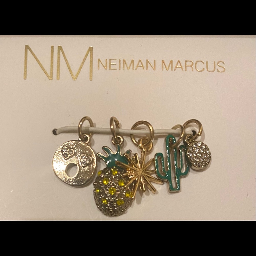Neiman Marcus Mixed Charms - Jewelry